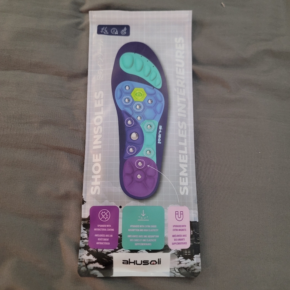 BNIB. AKUSOLI SHOE INSERTS.